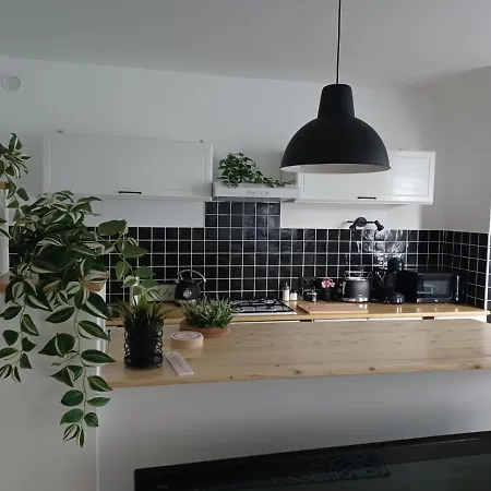 شقة Gabrielle Apartman *