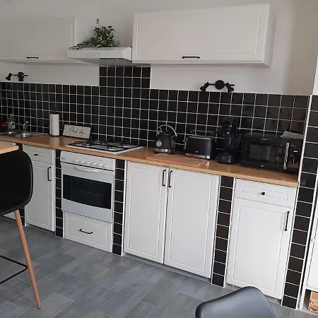 Gabrielle Apartman شقة *